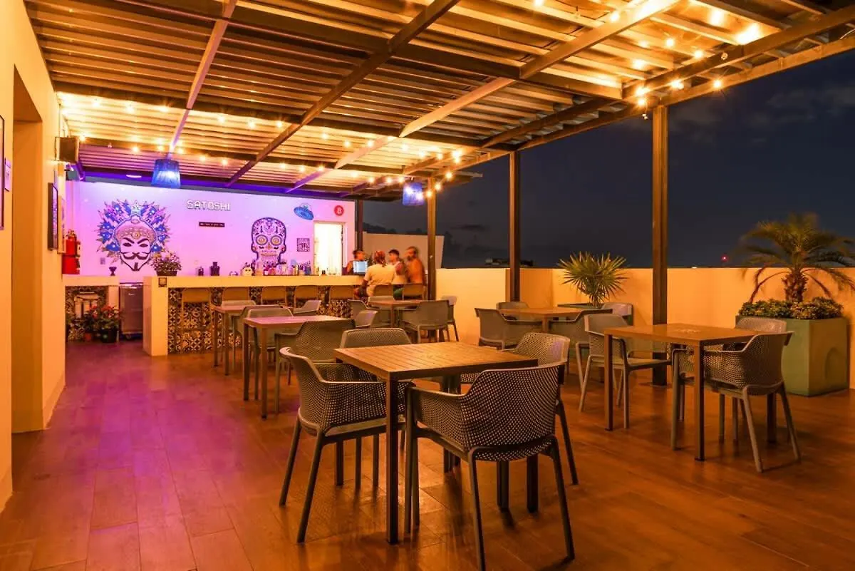 Private Room With Mini Fridge 200Mb Wifi Playa del Carmen Holiday home